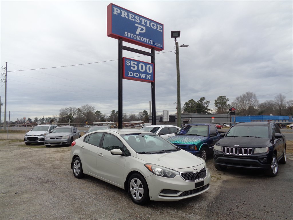 2015 Kia Forte LX's photo