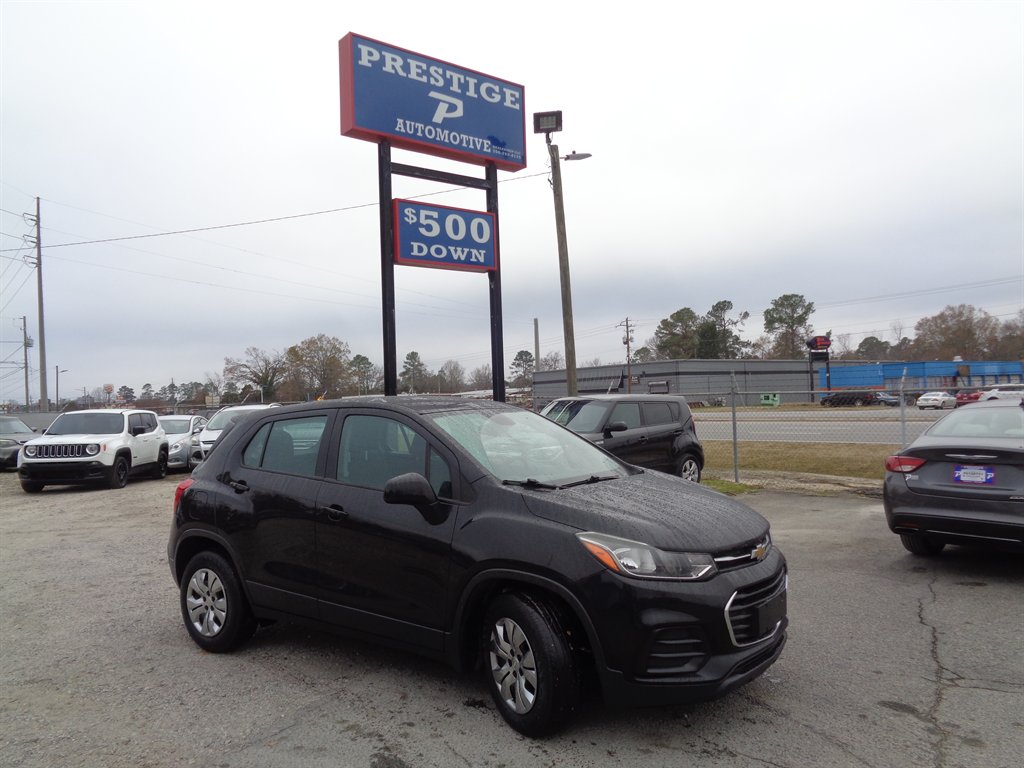 2017 Chevrolet Trax LS's photo