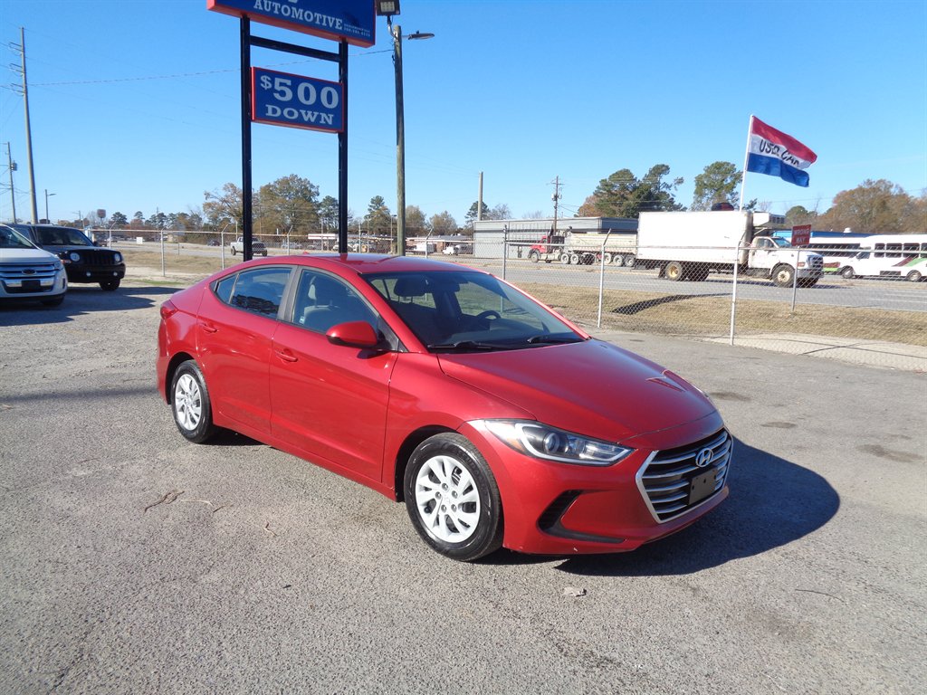 2017 Hyundai Elantra SE's photo