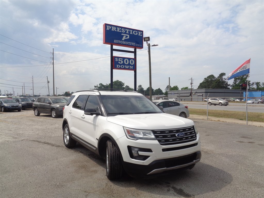 2016 Ford Explorer XLT 4WD's photo