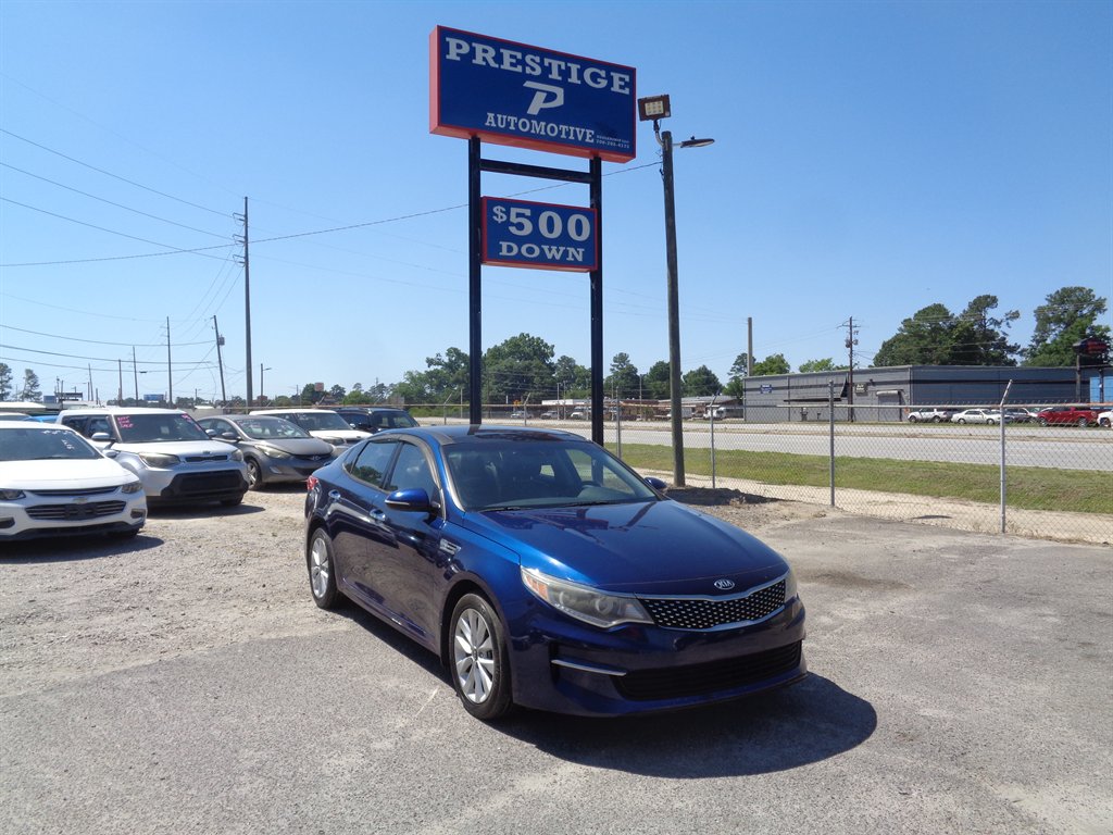 2017 Kia Optima EX AT's photo