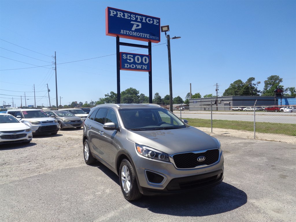 2017 Kia Sorento LX AT's photo