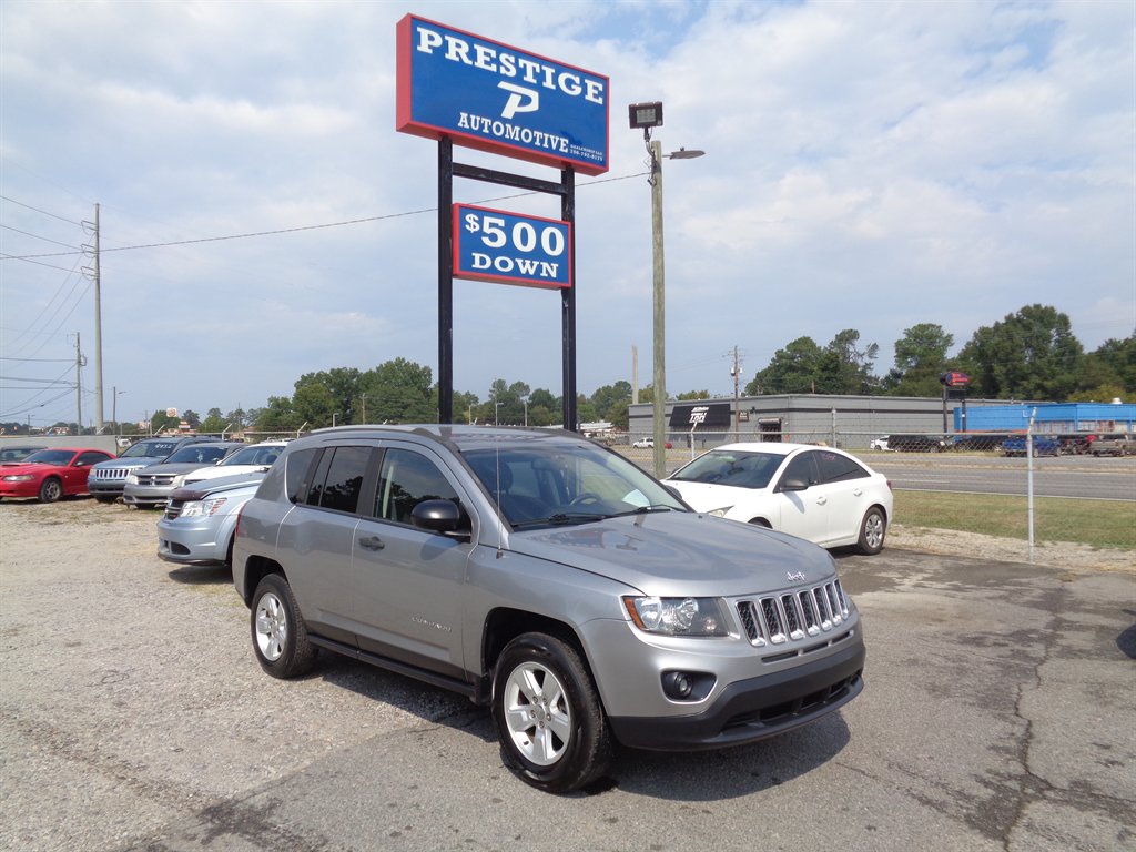 2016 Jeep Compass Sport's photo