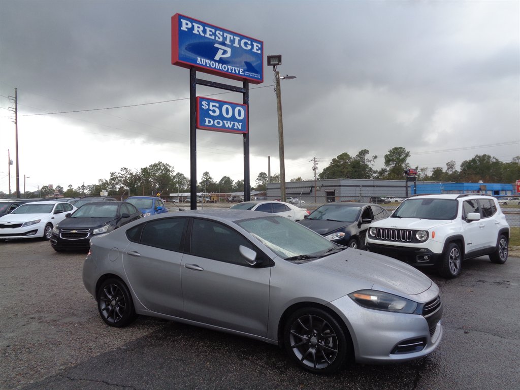 2015 Dodge Dart SE's photo
