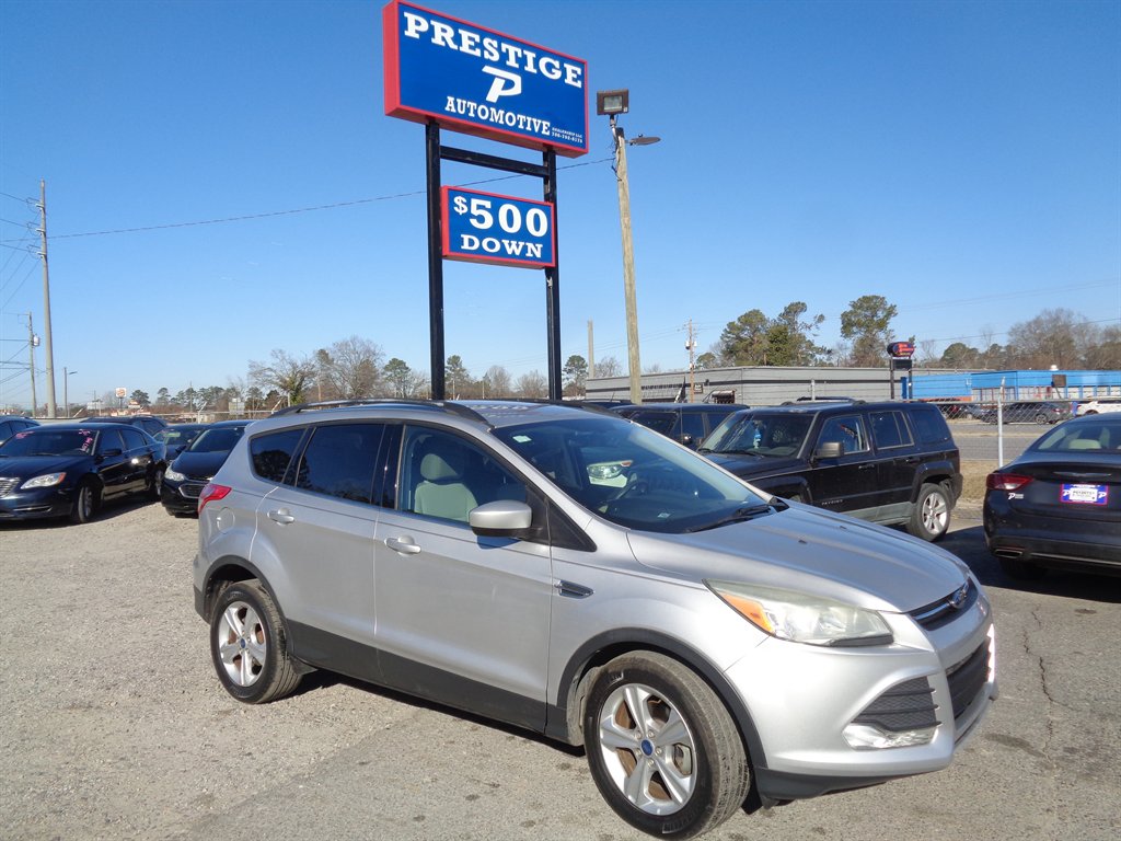 2014 Ford Escape SE's photo