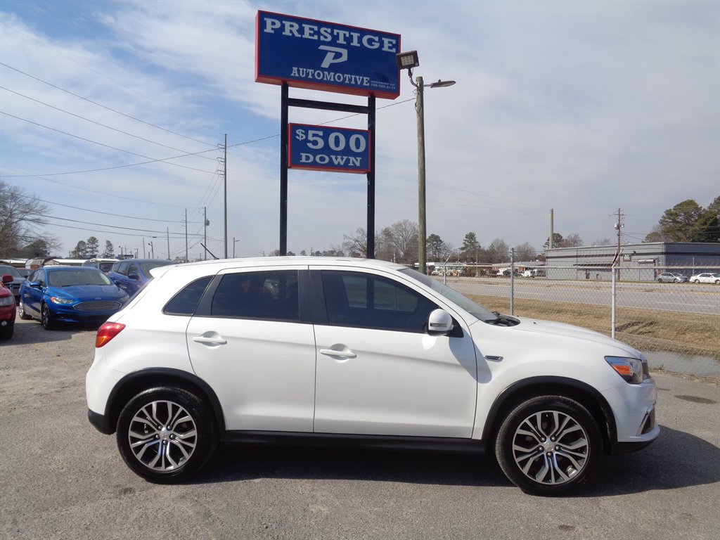 2016 Mitsubishi Outlander Sport 2.0 ES AWC CVT's photo