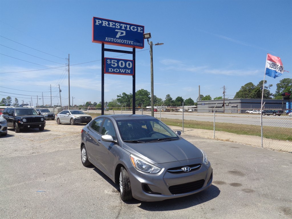 2017 Hyundai Accent SE 4-Door 6-Speed Automatic's photo